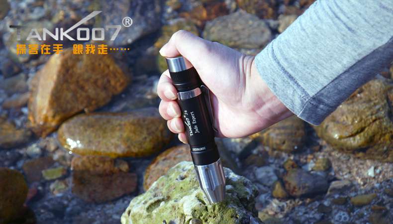 新手收藏家必用珠寶玉石鑒定工具——TANK007照玉手電筒！